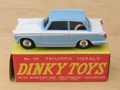 78021-Dinky-189-Triumph-Herald