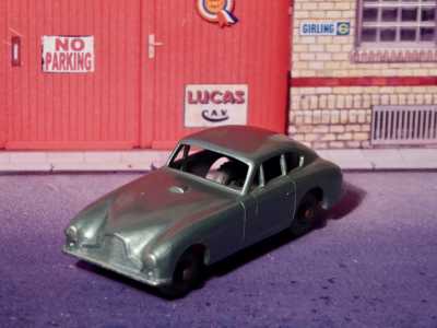 Lesney Matchbox No.53a Aston Martin DB 2/4 – 1:64 Scale & Smaller