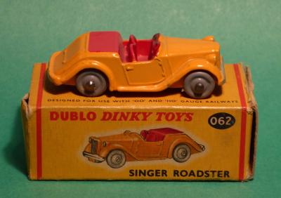 Dinky Toys Singer Roadster Modèle DUBLO Réf 062