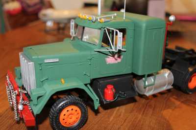 AMT's Alaskan Hauler 1:25 – Forum 24 – The Diecast Zone Forums