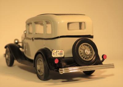 RARE MUSEE ELIGOR FORD V8 USA US MAIL 236 POSTES POSTE PTT 1/43 in luxe