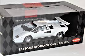 京商Lamborghini countachlp500s1/18White 1/18 Kyosho Lamborghini Countach LP500S (White) Diecast Car Model