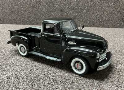 A few pickups playing hard to get. – Forum 24 – The Diecast Zone Forums