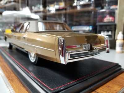 ミニカー StampModels Cadillac Fleetwood Brougham 76416-PXL20220426010502022.jpg